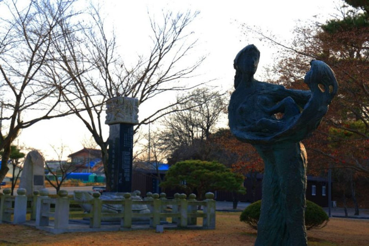부여 백마강 친환경 자전거길 여행 추천 - 메고지고