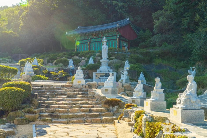 용학사 여행 추천 - 메고지고