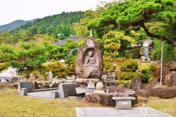 진천 금성대군 사당 여행 추천 - 메고지고