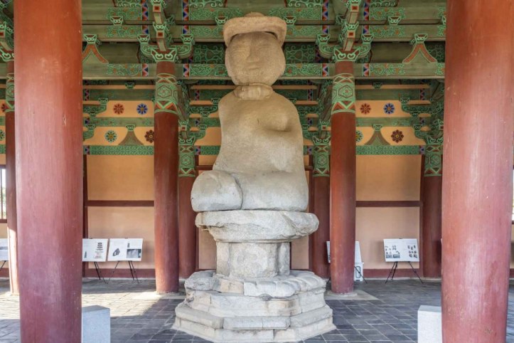 부여 정림사지 오층석탑 [유네스코 세계유산] 여행 추천 - 메고지고