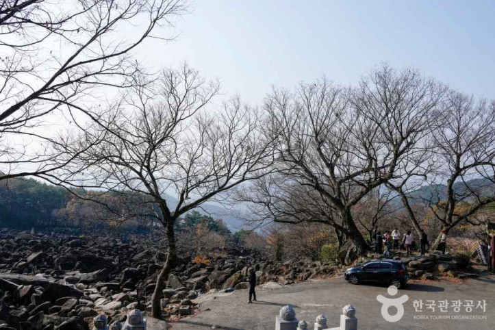 만어사 여행 추천 - 메고지고