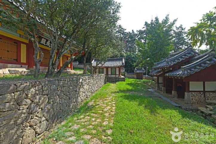 진도향교 여행 추천 - 메고지고