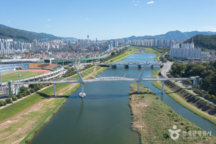 양산천 구름다리 여행 추천 - 메고지고