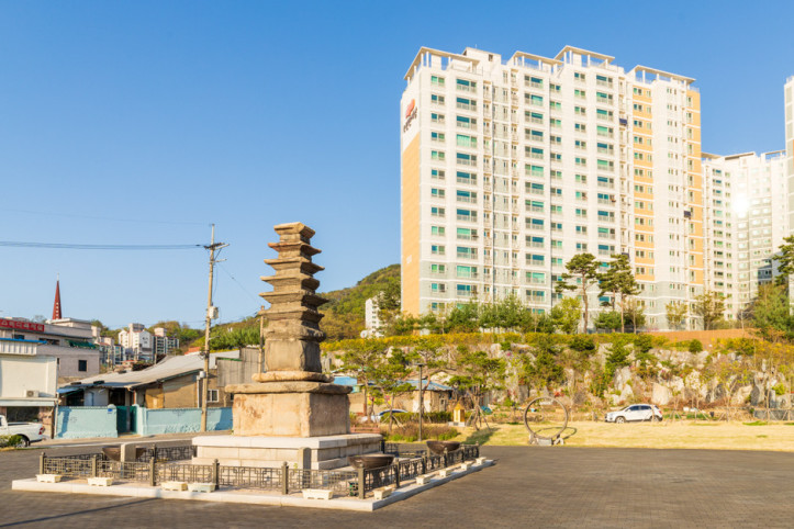 춘천칠층석탑 여행 추천 - 메고지고