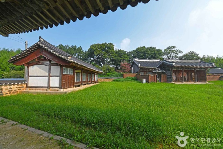 백산서원(김제) 여행 추천 - 메고지고