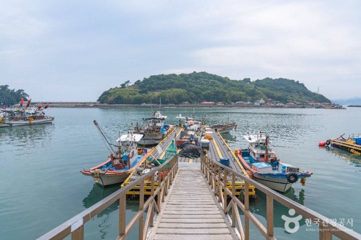 나로도항 여행 추천 - 메고지고