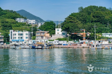 돌산향교 여행 추천 - 메고지고