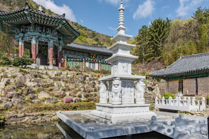 석탑사 여행 추천 - 메고지고