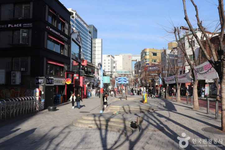 홍대걷고싶은거리 여행 추천 - 메고지고