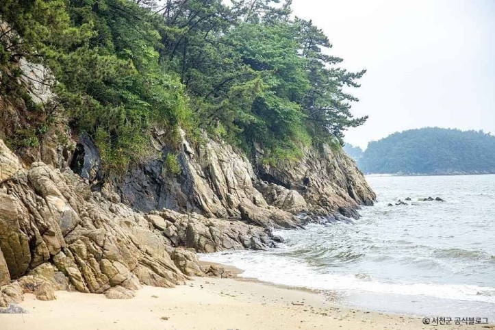 띠섬목해변 여행 추천 - 메고지고