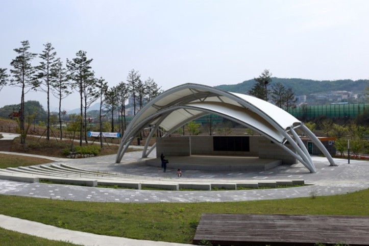 독바위공원 여행 추천 - 메고지고