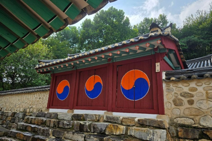 교하향교 여행 추천 - 메고지고