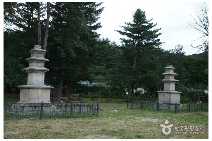 봉화 서동리 동ㆍ서 삼층석탑 여행 추천 - 메고지고
