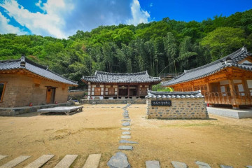 진주 K-기업가정신센터 여행 추천 - 메고지고