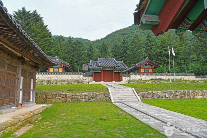 포충사(철원) 여행 추천 - 메고지고