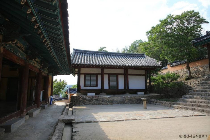 김산향교 여행 추천 - 메고지고