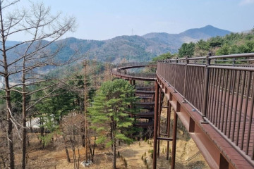왕방산 여행 추천 - 메고지고