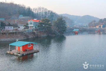 느린호수길 여행 추천 - 메고지고
