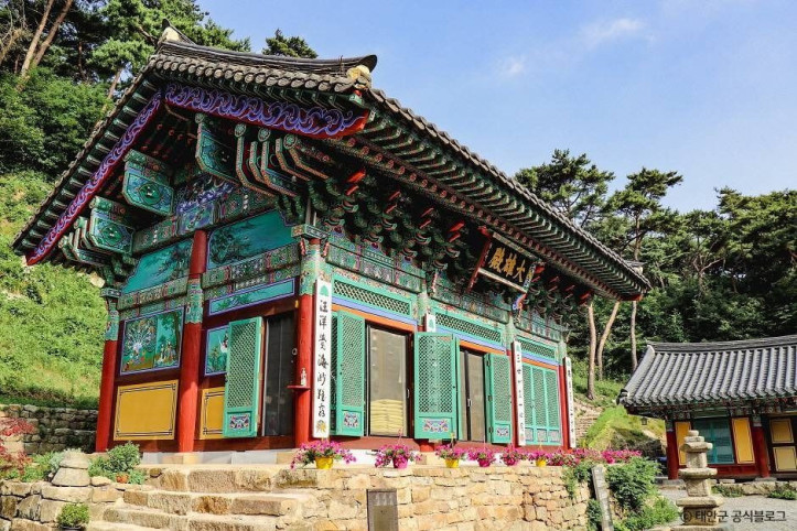 흥주사(태안) 여행 추천 - 메고지고