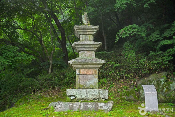 제천 소악사지 삼층석탑 여행 추천 - 메고지고
