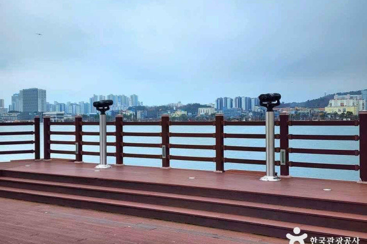 청초호 호수공원 여행 추천 - 메고지고