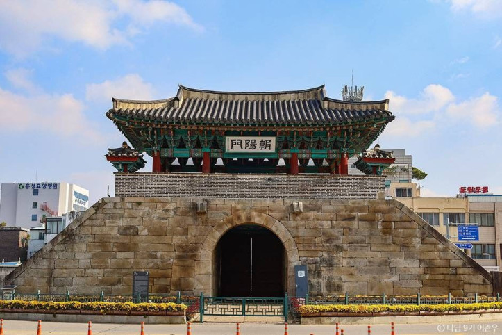 홍성 홍주읍성 여행 추천 - 메고지고