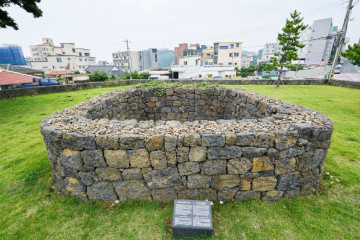 이중섭거리 여행 추천 - 메고지고