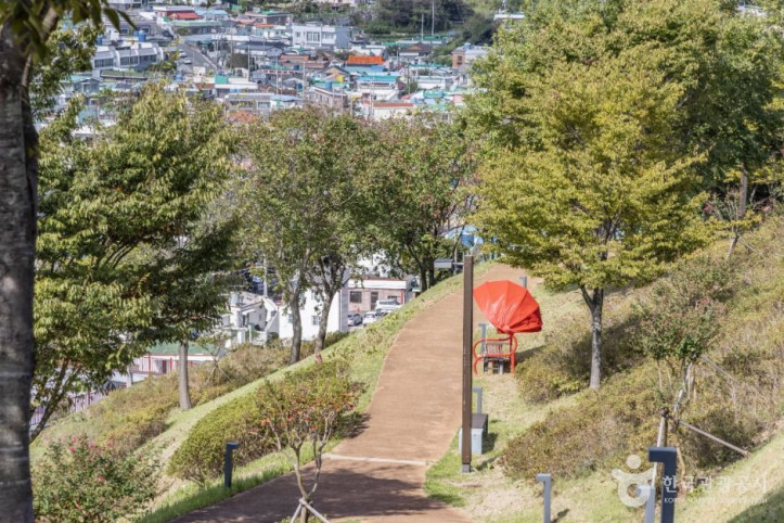 서피랑공원 여행 추천 - 메고지고