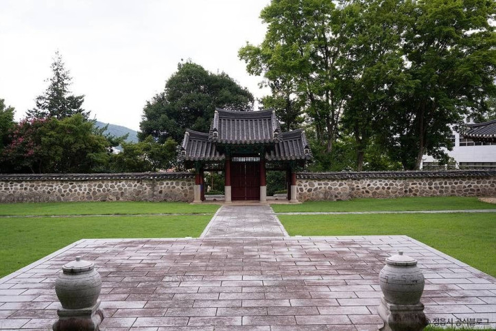 충렬사(정읍) 여행 추천 - 메고지고
