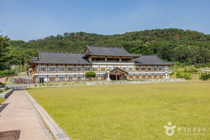 화랑마을 여행 추천 - 메고지고
