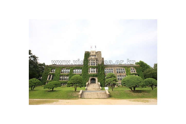 서울 연세대학교 언더우드관 여행 추천 - 메고지고
