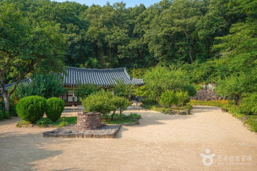 탑바위(의령) 여행 추천 - 메고지고