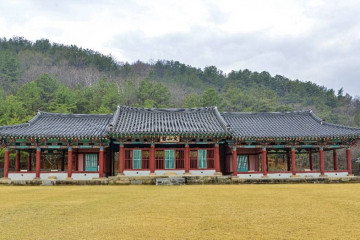 청주 문의향교 여행 추천 - 메고지고