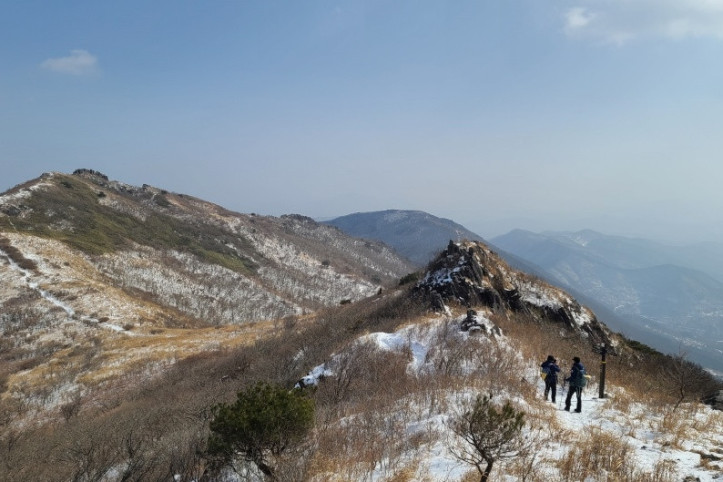 백마능선 (무등산권 국가지질공원) 여행 추천 - 메고지고