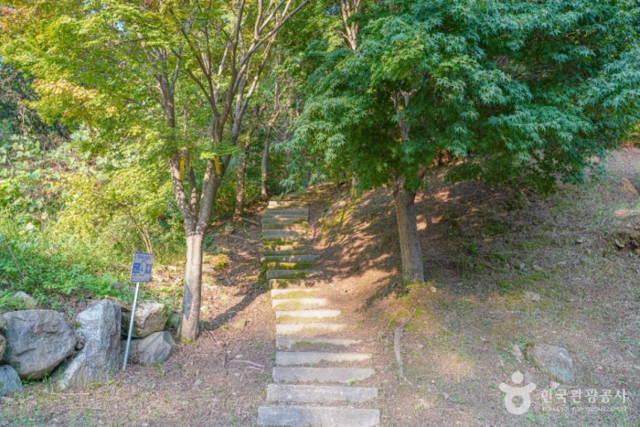 안성 남사당 바우덕이 묘 여행 추천 - 메고지고