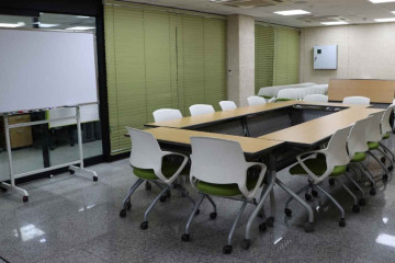 구 조선식산은행 원주지점 여행 추천 - 메고지고