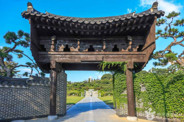 죽산성지(이진터성지) 여행 추천 - 메고지고
