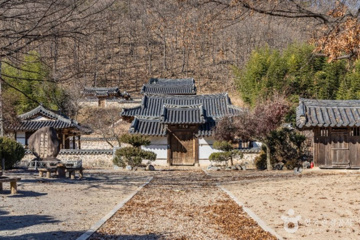 덕양서원(의성) 여행 추천 - 메고지고