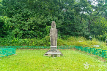 안성죽산리당간지주 여행 추천 - 메고지고