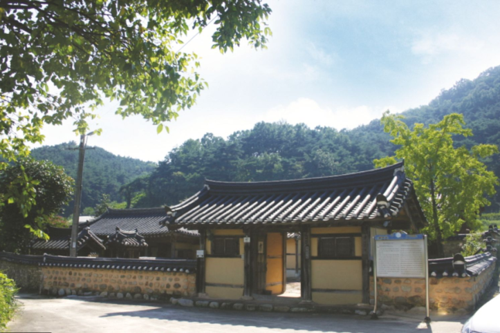 완정고택 여행 추천 - 메고지고
