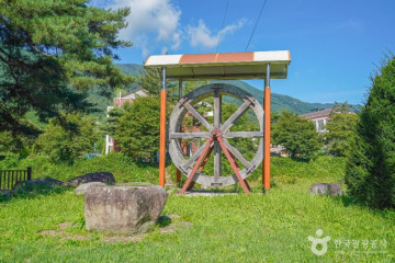 지리산 애완곤충농원 여행 추천 - 메고지고