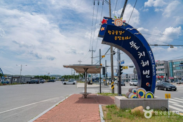 물치해수욕장 여행 추천 - 메고지고