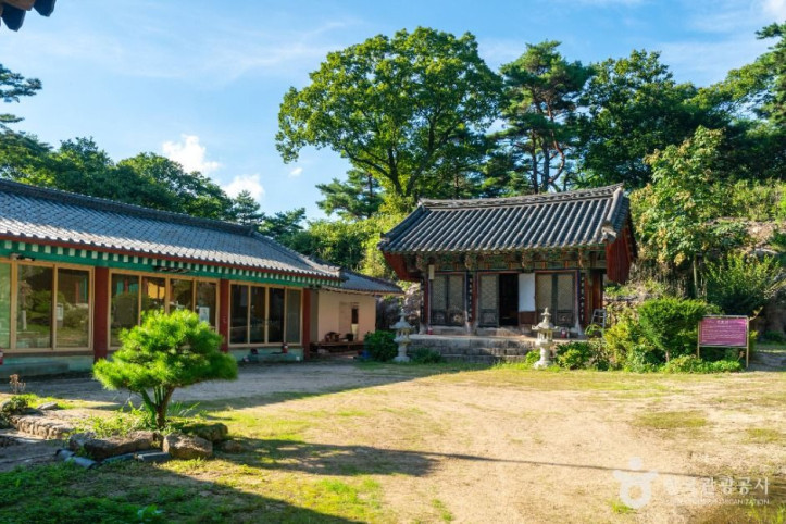 신둔사(청도) 여행 추천 - 메고지고