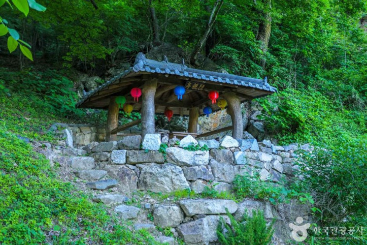 압곡사(군위) 여행 추천 - 메고지고