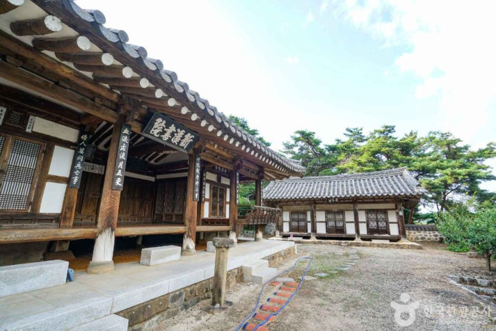 신계서원(산청) 여행 추천 - 메고지고