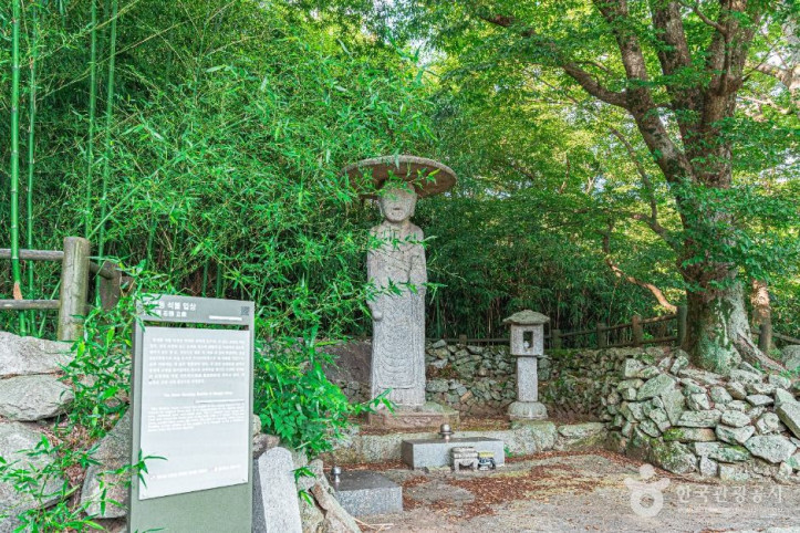 망제동석불입상 여행 추천 - 메고지고