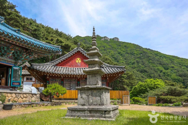 도성암 3층석탑 여행 추천 - 메고지고