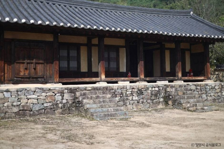 사명대사 생가지 여행 추천 - 메고지고