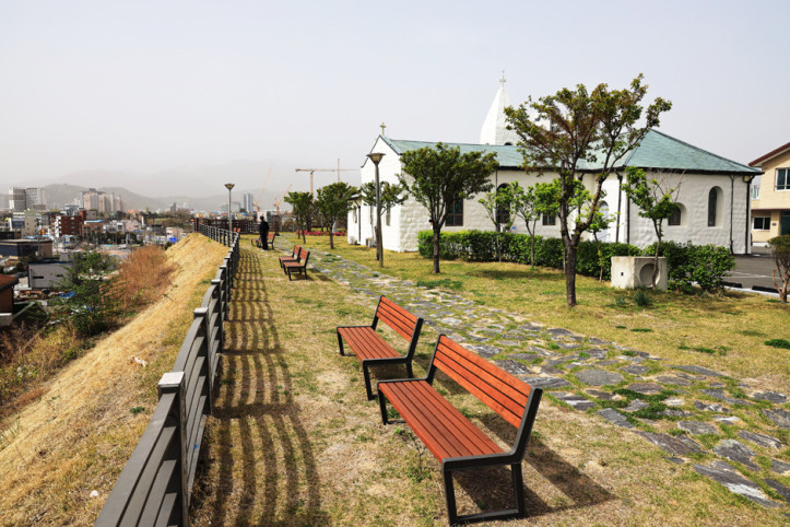 동명동성당 여행 추천 - 메고지고