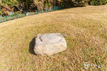 경주 효소왕릉 여행 추천 - 메고지고